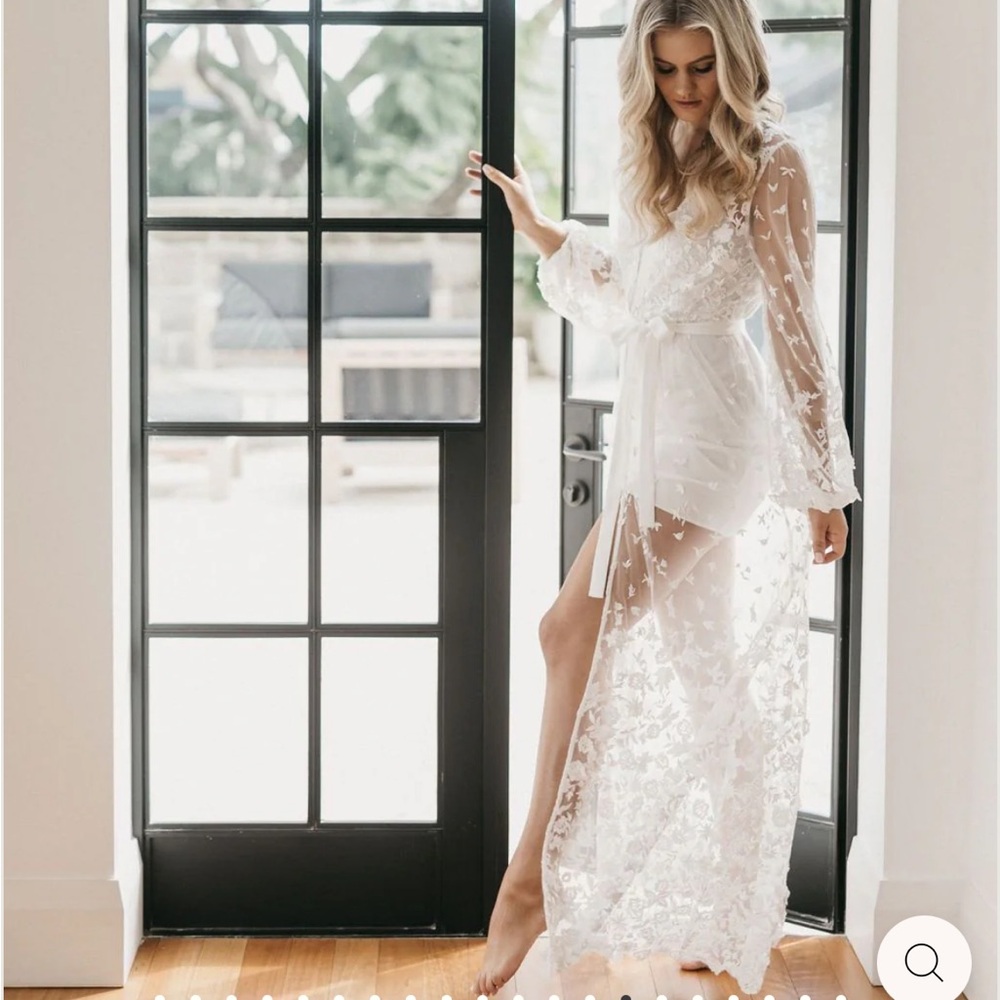 Le Rose Stories Adele Lace Maxi Bridal Robe, Slip Included